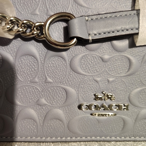 Coach Klare - Picture 8 of 8